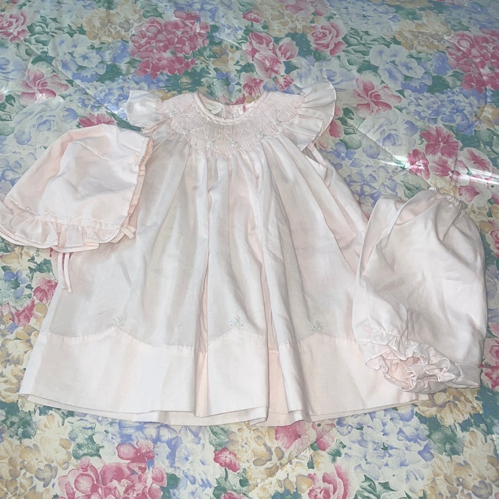 EUC Girls Petit Ami 9mos dress and bonnet